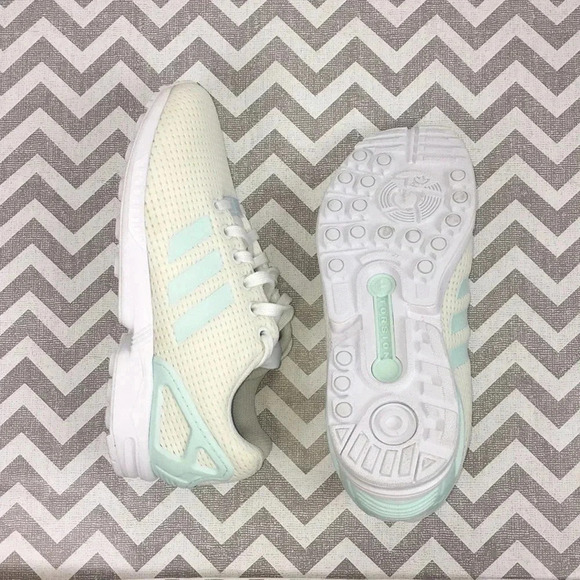 Adidas Torsion Off-White Mint Sneaker Size 6.5 - Picture 9 of 9